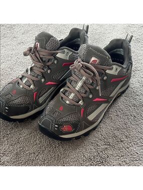 The North Face Charcoal and Fuchsia Hedgehog GTX XCR III hiking shoes.